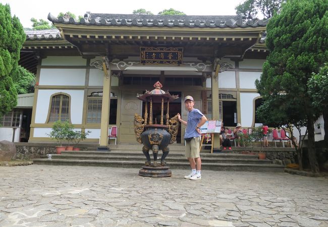 日本風の寺