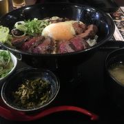 馬タンか牛タンか馬丼かあか牛か？迷ってしまうおいそうなランチ