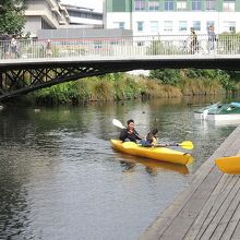 カヌーも借りることができます