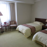 部屋は広いです