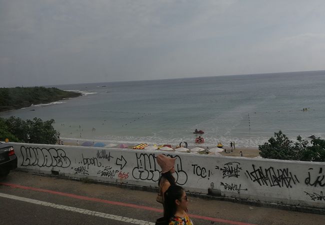 壁にいたずらな絵