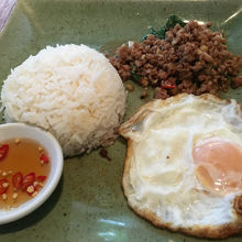 ほんとにシンプル。普通に美味しく食べれます