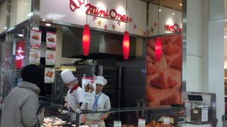 定番のミニクロワッサンは焼き立てがやっぱり美味しい☆