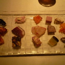 名物の15種類のプチアンティパストミスト