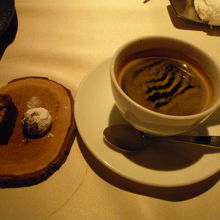 コーヒーと焼き菓子