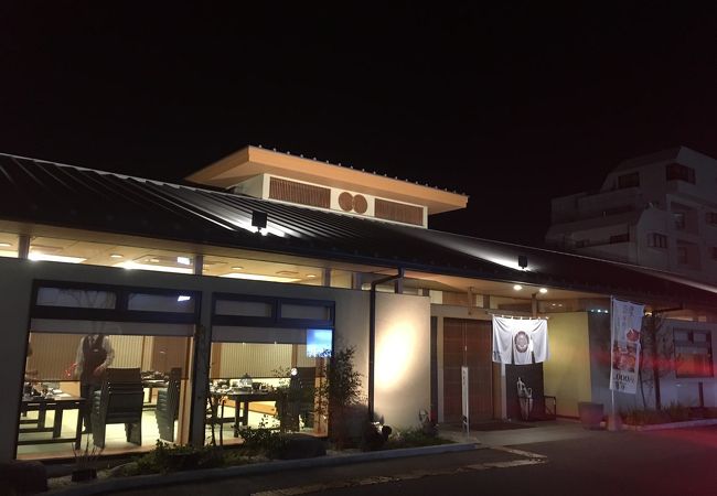 目も味も、楽しませてもらい、美味しくいただきました。