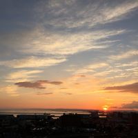 部屋からみた夕陽