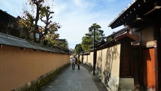 金沢　「長町武家屋敷跡」　当時を偲ばせる町並み。 