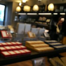 お香やお線香のお店も併設。