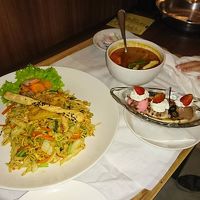 ルームサービスも高すぎず、美味しかったです。