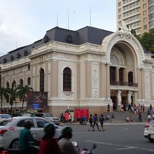 サイゴンオペラハウス