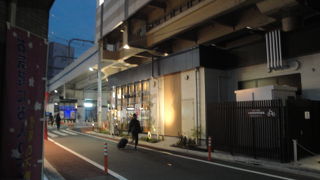 高架下に京急ストアー１２月１日　ＯＰＥＮ