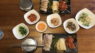 ポッサム定食7000ウォン