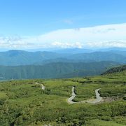乗鞍岳と長野県側をつなぐ景勝道路
