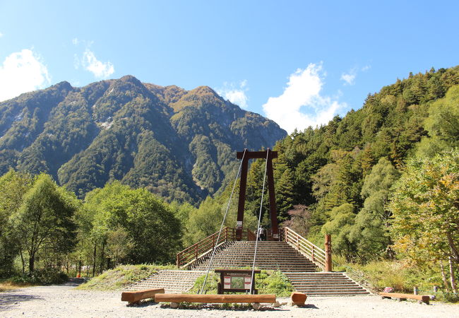 涸沢カールから下山、ここまでくるとほっとするけど、ここからも長い道のりです