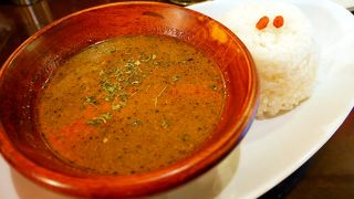 麻布十番 薬膳カレー 新海 本店