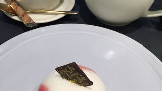 東海エリア初出店のカフェでケーキセット