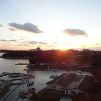 部屋から見えた夕暮れの写真です。