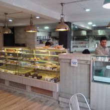 Sukra path通りの店舗