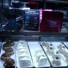 スイーツも充実。