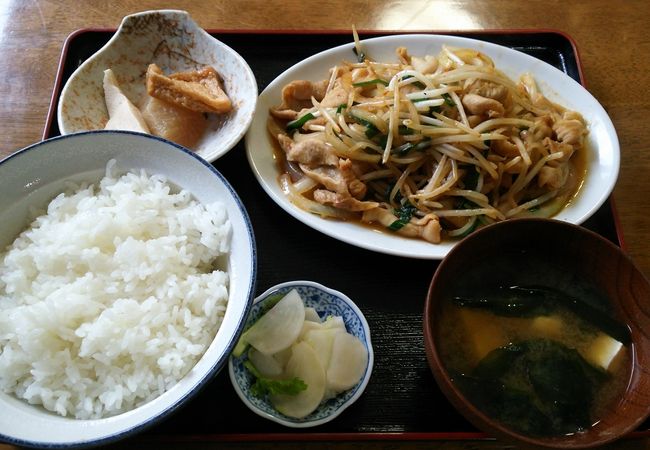 旧舘岩村にある食堂