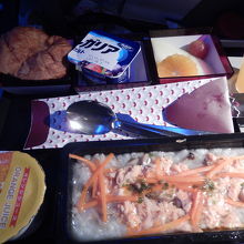 成田→ドーハ間の朝食のお粥が美味しかった♪