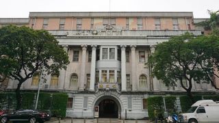 ガラガラで人気なし