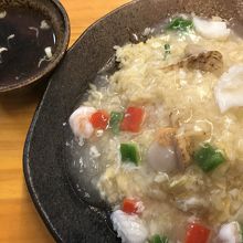 あんかけ海鮮チャーハン 950円