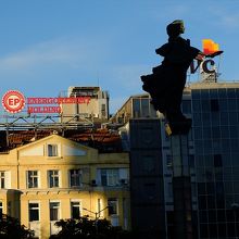 この角度からだと、聖ソフィアが炎を持っているようにも見えます