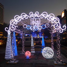 大分駅前交差点付近のイルミネーション