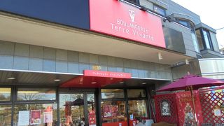 早朝から営業（ブーランジェリー・テール・ヴィヴァン 朝日町店）