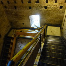 塔の階段