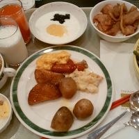 種類豊富な朝食