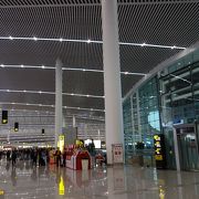 オープンしたてのT3 重慶空港