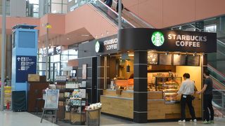 到着ロビーにあります