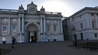 イギリスの海に関する史料を展示