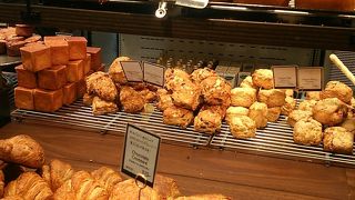 クロワッサンがおすすめ