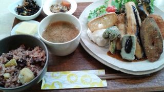 お菓子屋さんのベジカフェ