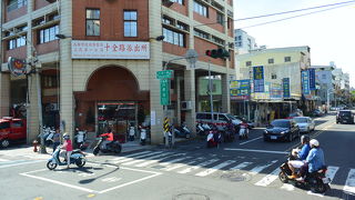 高雄駅の北側