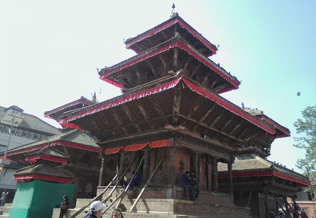 ヴィシュヌ寺院