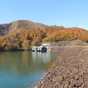 ダムによってできた九頭竜湖は大きかったです。