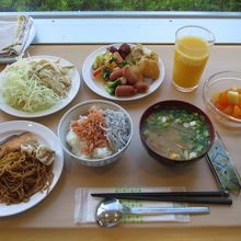 私の食べた朝食バイキング