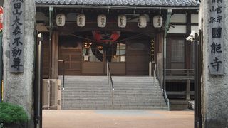 並んだ提灯がかわいい