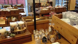 食品土産が充実