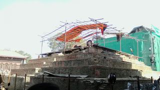 残されたガルーダ…