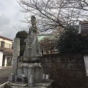 誰に対しても開かれたお寺です。