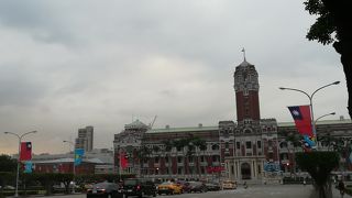 夜の総統府も見てみたかったです