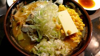 すこしからみそ味のバターコーンラーメンみそ味　味噌味が自慢