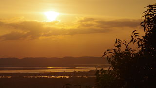 マンダレーを一望できる夕陽のスポット