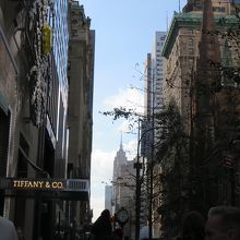 5番街の雰囲気にあった店です